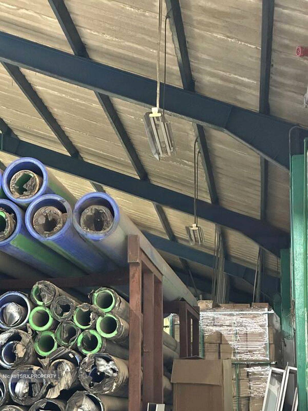 Penjuru Road (D22), Warehouse #460798071